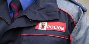 Schwarzenburg BE: Zwei Personen bei Frontalkollision verletzt