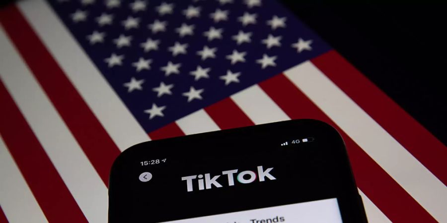 Die US-Regierung geht gerichtlich gegen die Video-App TikTok vor. (Archivbild)