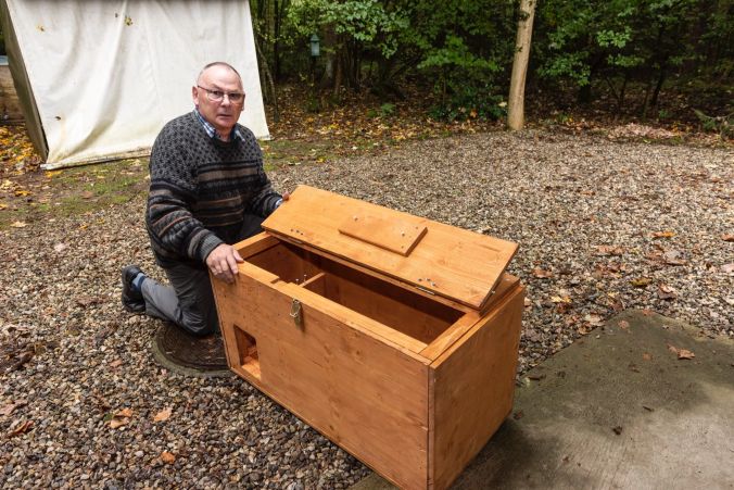 Diesen Nistkasten hat Bruno Schöni speziell für Schleiereulen konstruiert.