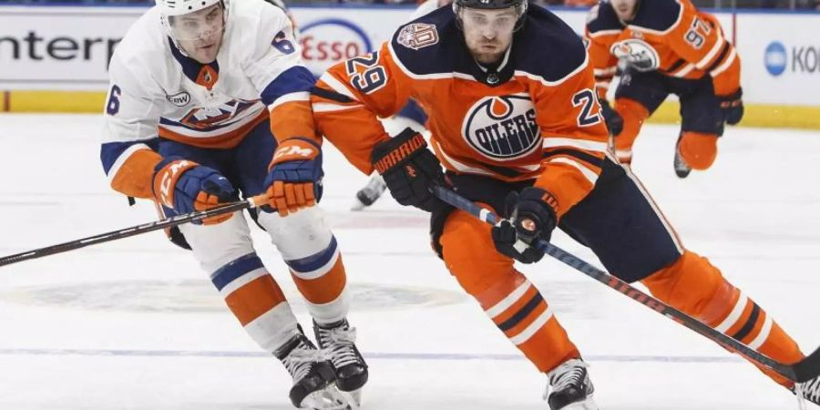 Trug sich erneut in die Scorerliste ein: Leon Draisaitl (r). Foto: Jason Franson/The Canadian Press/AP
