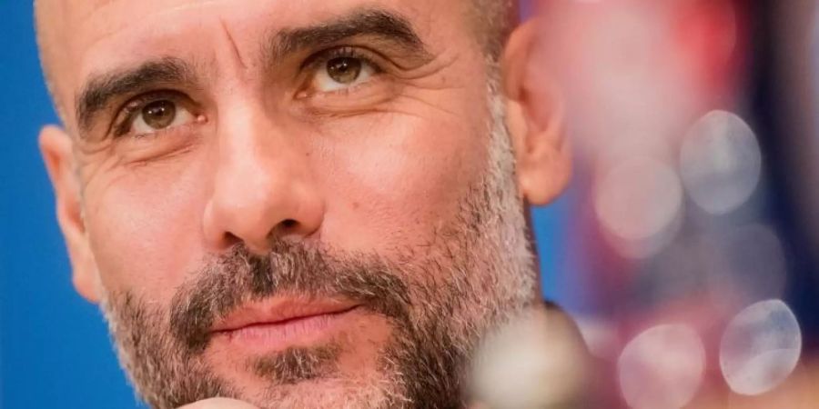 Pep Guardiola will mit Manchester City den ersten Saisontitel gewinnen. Foto: Rolf Vennenbernd