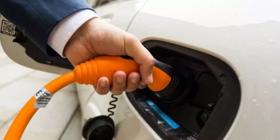 Scholz will Elektroautos länger fördern