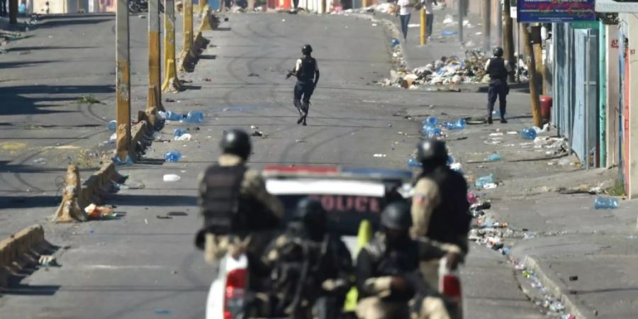 Polizeieinsatz gegen Demonstranten in Port-au-Prince