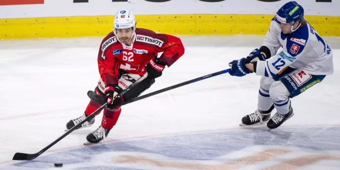 Schweiz-Stürmer Denis Malgin (l.) im Spiel gegen die Slowakei. Schweizer Nati