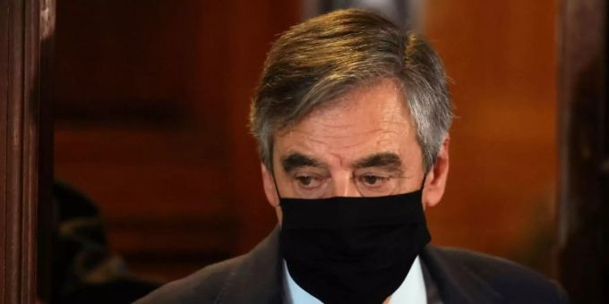 François Fillon Mitte November vor Gericht François Fillon Mitte November vor Gericht