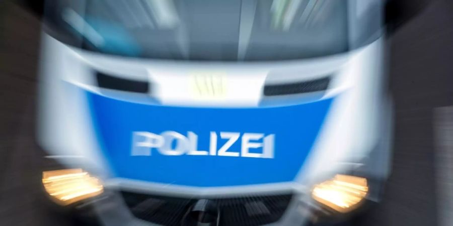 Polizeifahrzeug