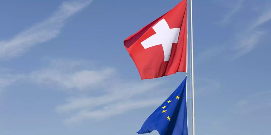 Erste Aufhellungen am Himmel - und in den Beziehungen zwischen der Schweiz und der EU? Aussenminister Ignazio Cassis wird sich Mitte November mit EU-Kommissionsvize Maroš Šefčovič treffen. (Themenbild)