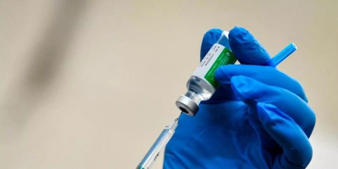 6,6 Prozent der Menschen in Afrika sind vollständig gegen das Coronavirus geimpft. Foto: Mohamed Shokry/dpa 6,6 Prozent der Menschen in Afrika sind vollständig gegen das Coronavirus geimpft. Foto: Mohamed Shokry/dpa