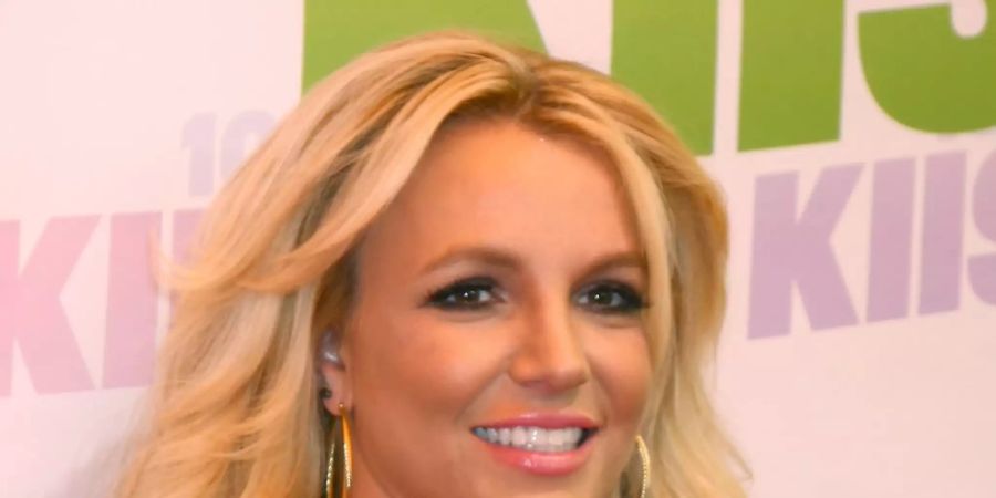 Britney Spears ist nach 13 Jahren die Vormundschaft durch ihren Vater los.