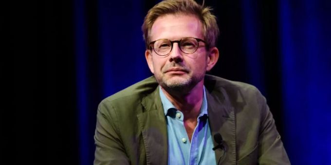 Florian Illies hat ein neues Buch geschrieben. Foto: Gregor Fischer/dpa Florian Illies hat ein neues Buch geschrieben. Foto: Gregor Fischer/dpa