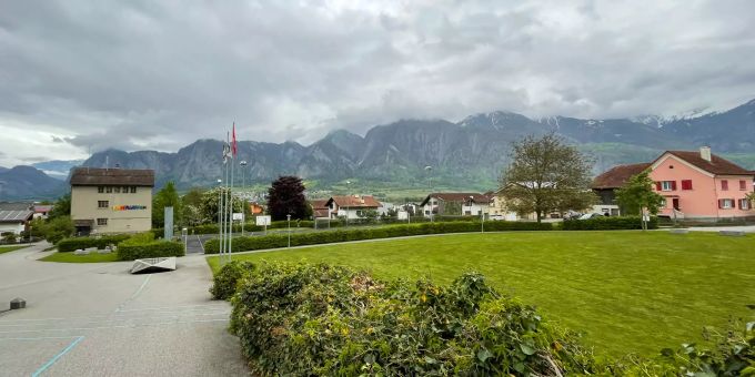 Ausblick auf Untervaz. Ausblick auf Untervaz.