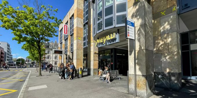 Metalli Zug. Metalli Zug.