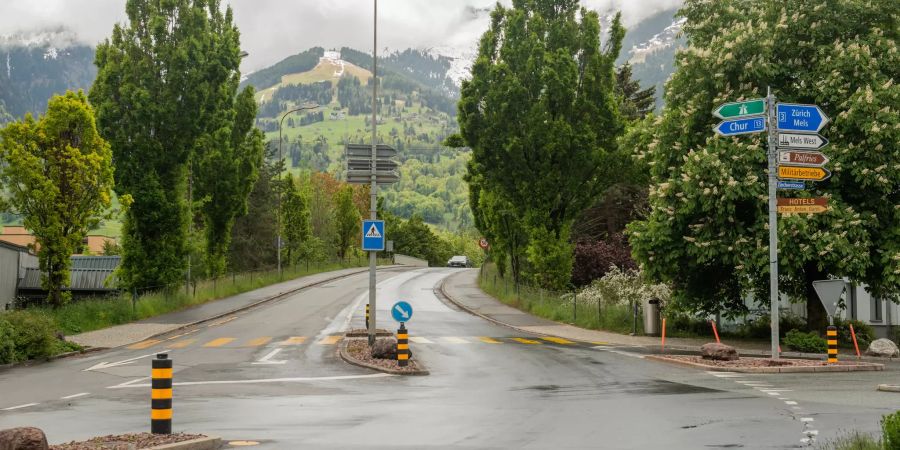 Der Autokreisel in Sargans in Richtung Mels.