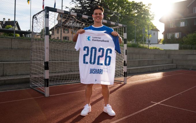Ardon Jashari verlängert bis 2024. Ardon Jashari