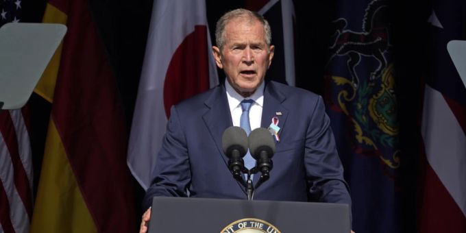Ex-Präsident George W. Bush bei der Rede zum 20. Jahrestag der Anschläge auf die Twin Towers in New York. George W. Bush