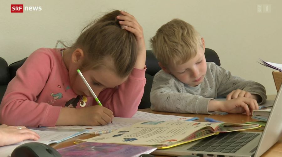 Ältere ukrainische Kinder können in der Schweiz in die Schule gehen, für jüngere fehlen die Krippenplätze.