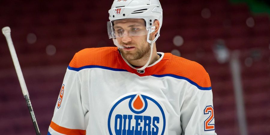 Eishockeyprofi Leon Draisaitl strebt mit den Edmonton Oilers den Gewinn des Stanley Cups an.