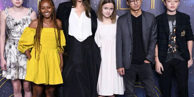 People - Diese unterschiedlichen Wege schlagen die Brangelina-Kids ein