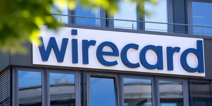 Der Schriftzug von Wirecard ist an der Firmenzentrale des Zahlungsdienstleisters zu sehen. dax