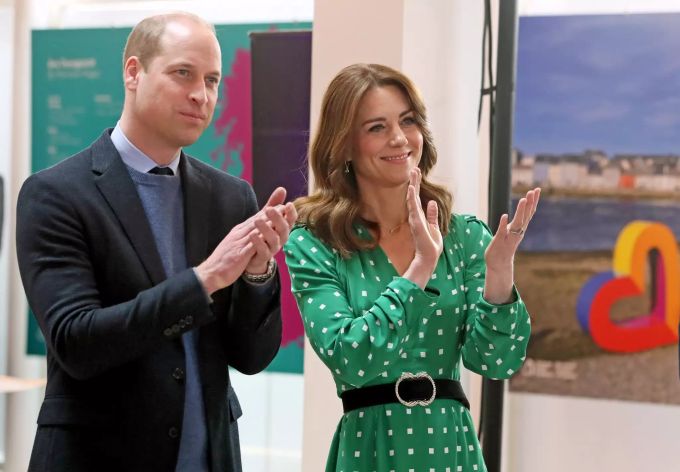 Prinz William von Grossbritannien und Catherine, Herzogin von Cambridge, genannt Kate, applaudieren bei einer Veranstaltung im Restaurant Tribeton. Herzogin Kate Prinz William