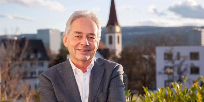 Peter Spörri ist der Gemeindepräsident von Wallisellen. Peter Spörri, Gemeindepräsident Wallisellen
