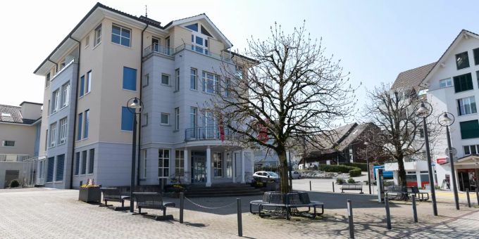 Das Gemeindehaus in Altendorf. - Kanton Schwyz Das Gemeindehaus in Altendorf. - Kanton Schwyz
