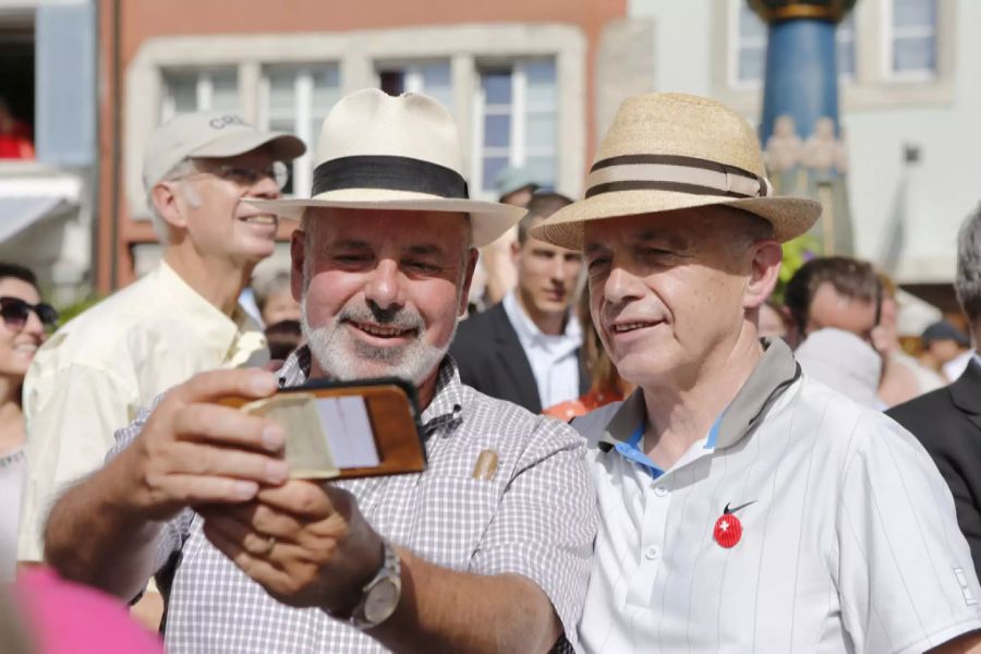 Ueli Maurer Selfie Bundesratsreise