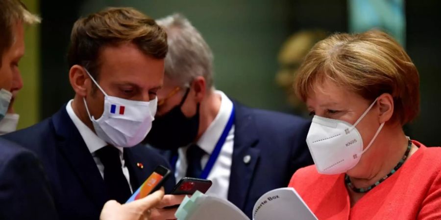 Frankreichs Präsident Emmanuel Macron und Kanzlerin Angela Merkel beim EU-Gipfel