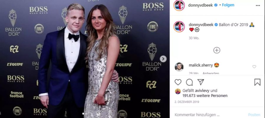 Auch am Ballon d'Or letztes Jahr war Estelle an der Seite von Donny zu sehen.