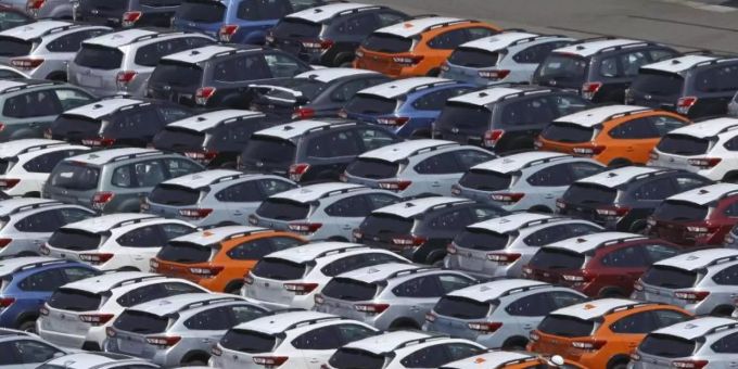 Japans Wirtschaft litt unter der Corona-Krise enorm. Japan Autos
