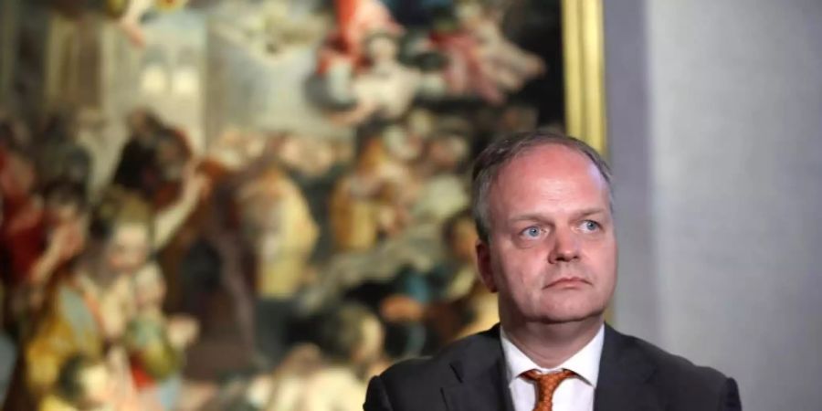 Eike Schmidt darf als Uffizien-Direktor weitermachen. Foto: Luca Bruno/AP/dpa