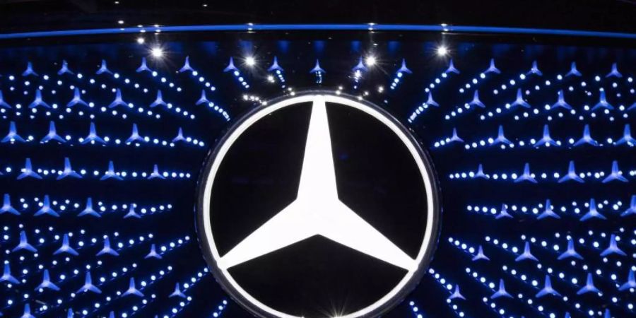 Daimler hatte im zweiten Quartal unter anderem wegen Rückstellungen für Verfahren im Zusammenhang mit dem Dieselskandal rote Zahlen geschrieben. Foto: Boris Roessler