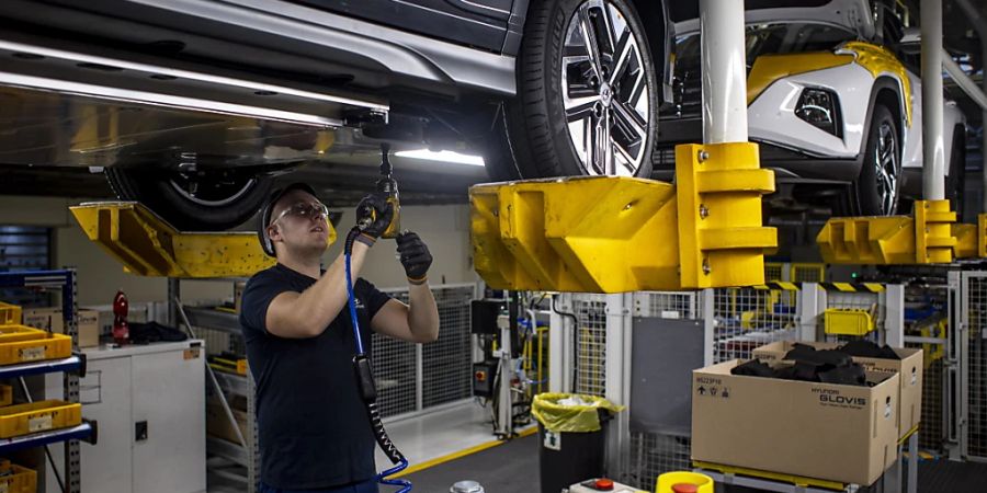 Der Auto-Hersteller Hyundai hat im dritten Quartal zwar mehr umgesetzt, aber wegen massiver Rückstellungen weniger verdient. Im Bild: Hyundai-Werk in Tschechien. (Archivbild)