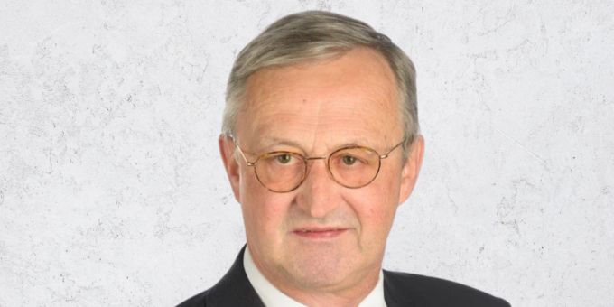 Philip C. Brunner (SVP) ist Zuger Kantonsrat und Präsident der SVP Kanton Zug. Philip C. Brunner