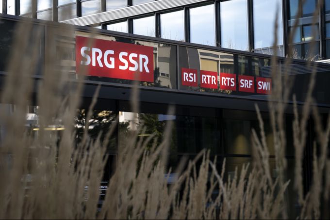 Der Eingang zum Hauptsitz der SRG SSR. (Archivbild) Hauptsitz der SRG SSR