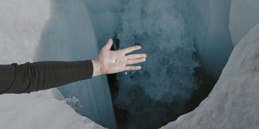 Pure Waste (Video Still), Julian Charrière, 2021.