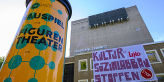 Aus Protest - Aktivisten halten Schauspielhaus in Chemnitz besetzt