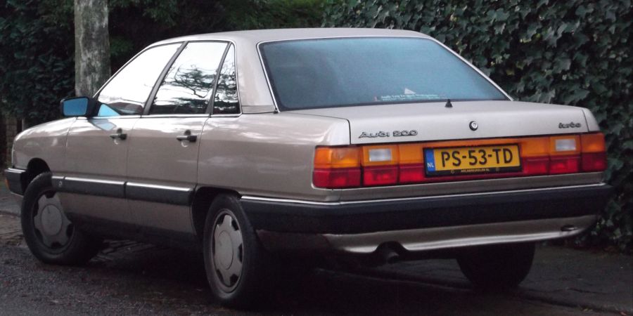 Audi 200