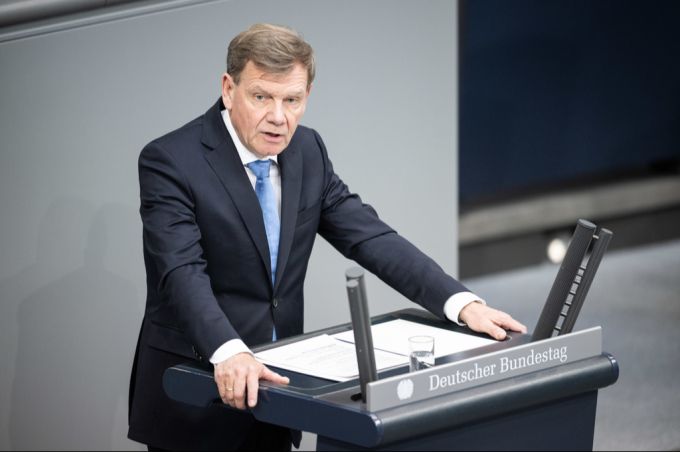 Auch die Unterstützung für die Ukraine gegen Russlands Angriffskrieg steht in Madrid und Lissabon auf der Agenda. (Archivbild) madrid aussenminister