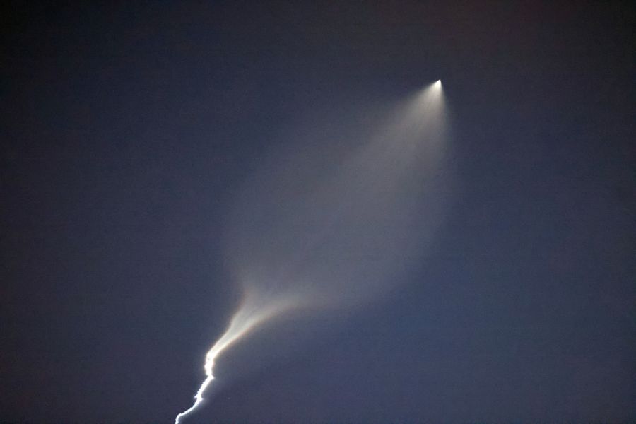 Iran fires missile at Israel