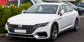 VW Ayrton R-Line