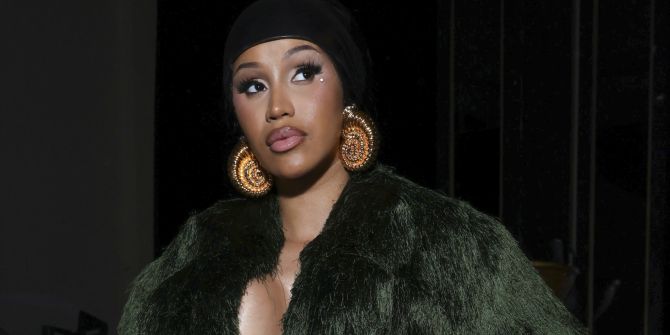 Cardi B-Security Guard Trial
