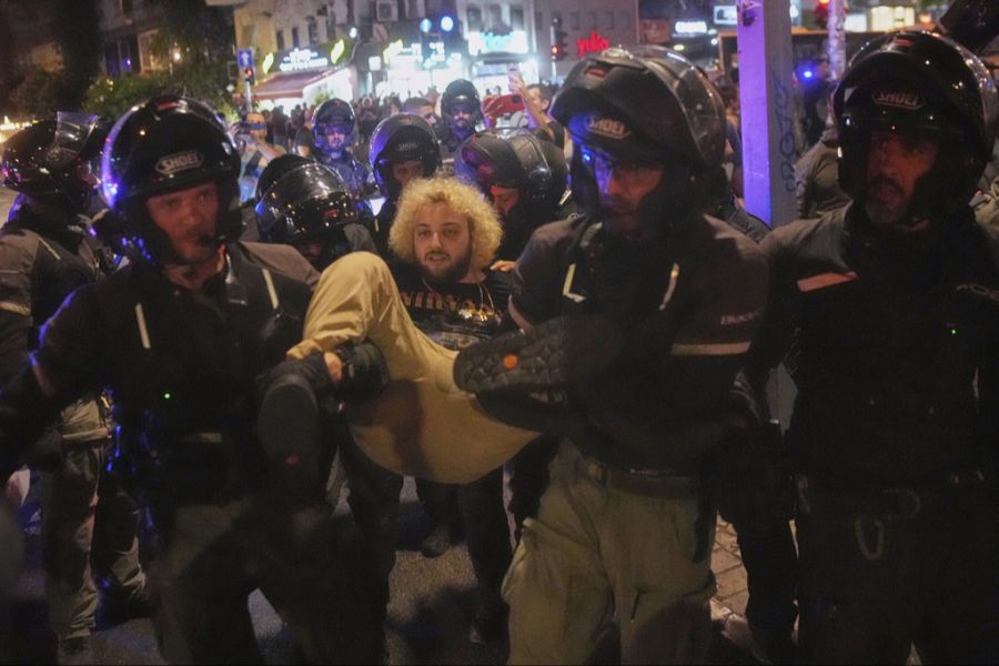 proteste