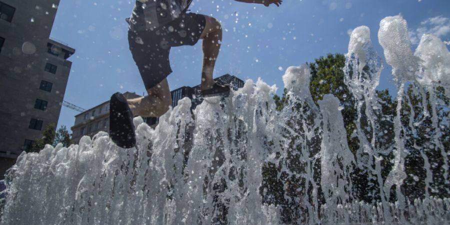 Mindestens 95 Prozent von Europa hatten 2025 überdurchschnittlich hohe Temperaturen erlebt. (Symbolbild)