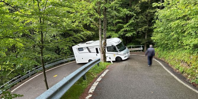 Wohnmobil steckengeblieben