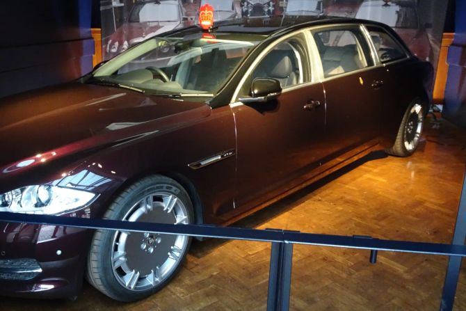 Jaguar XJ Limousine