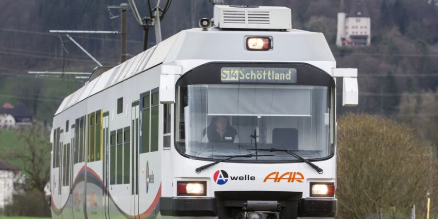 Im Aargauer Tarifverbund A-Welle sind neun Transportunternehmen miteinander verbunden. Die Tarife steigen per Dezember um 3,6 Prozent. (Archivbild)