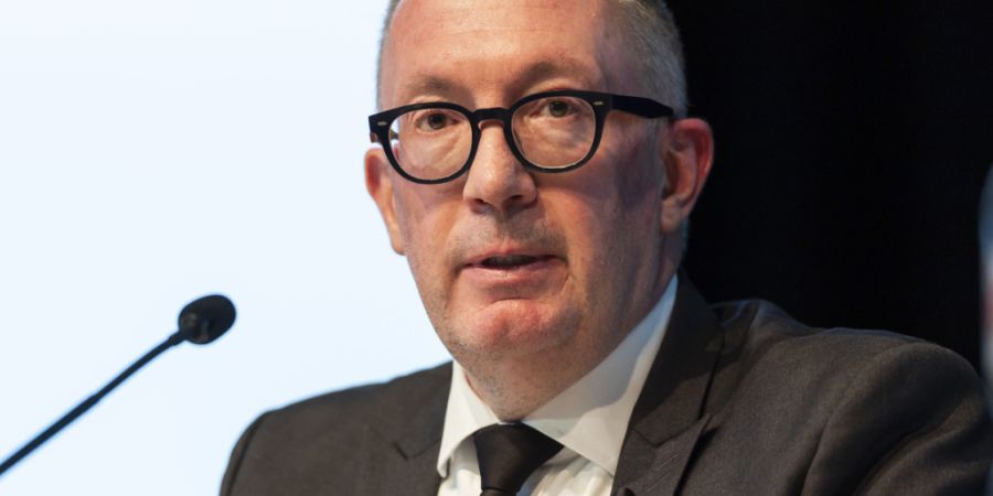 Der Gemeindepräsident von Crans-Montana VS, Nicolas Féraud, bei der Medienkonferenz vom 6. Januar. (Archivbild)