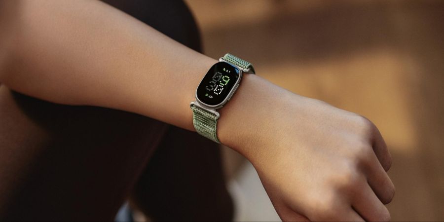 Fitbit Edge
