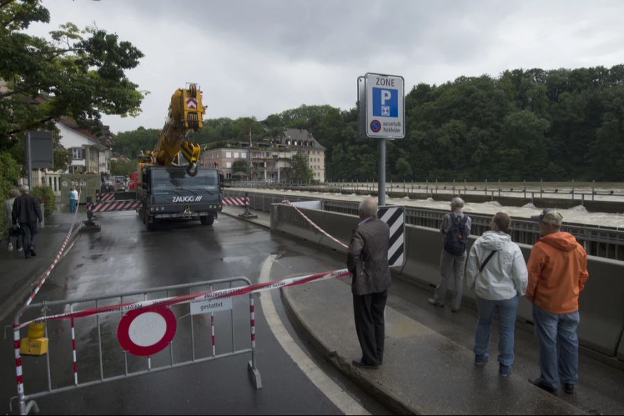 Daraus wurde gelernt: Die Schweiz hat viele Ressourcen in Hochwasserschutzmassnahmen investiert. (Archivbild)